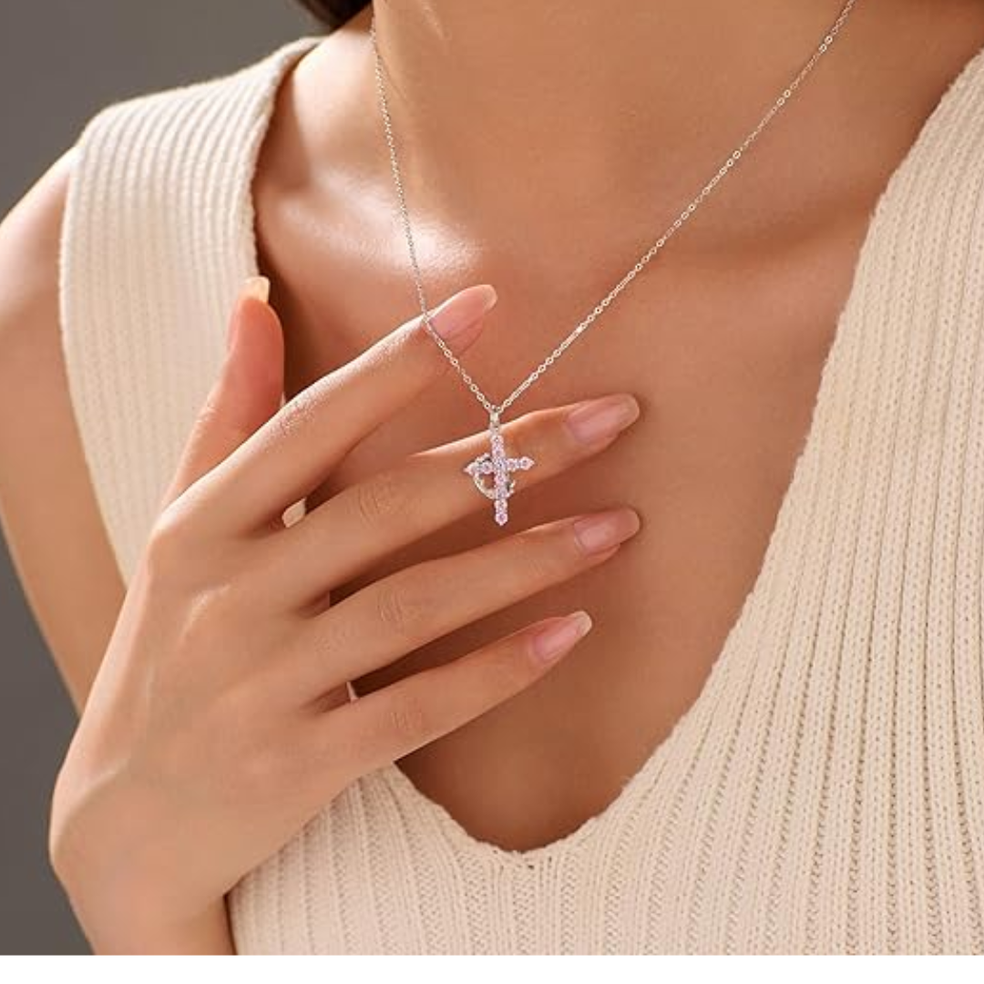 Collar Cruz con Corona Giratoria